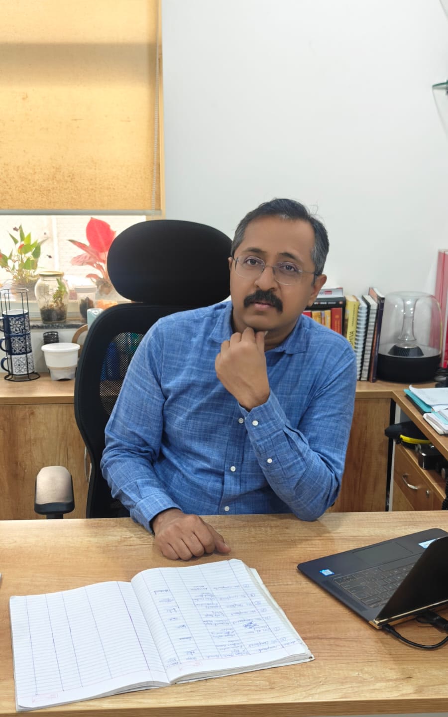 Portrait of Dr. Sachin Patil